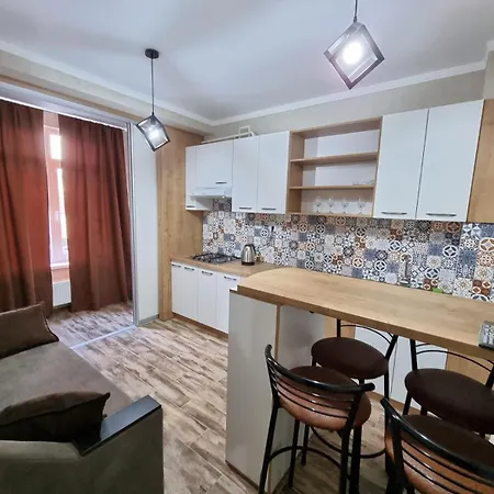 Apartment Central *
